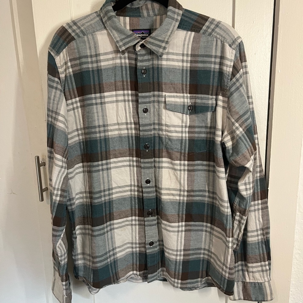 Patagonia Lightweight Fjord Flannel